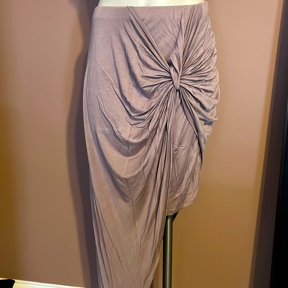 Nude High-low Asymmetric Bodycon Skirt